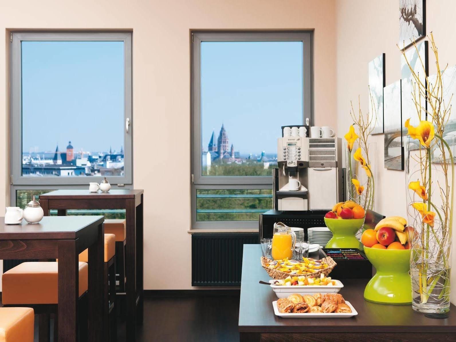 Intercityhotel מיינץ מראה חיצוני תמונה